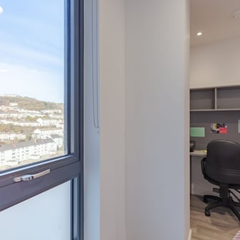 Premium En Suite - Image 4